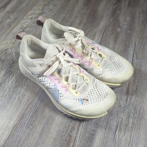 Size 8.5 Women's Nike React Pegasus Trail 4 Sail Blue Whisper